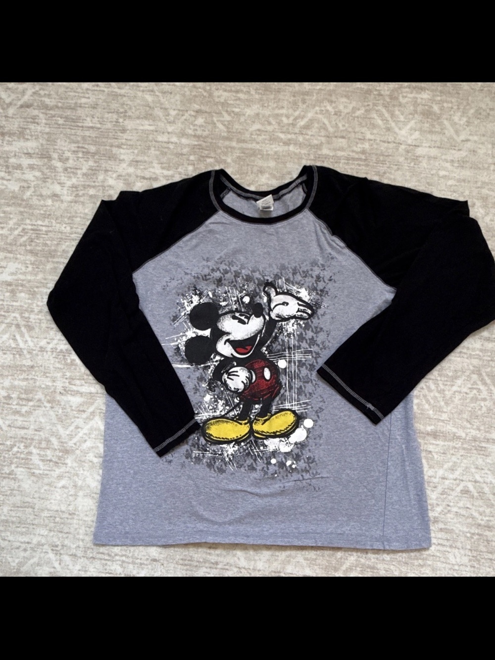 Disney Store Mickey Mouse Graphic Raglan Long Sleeve Tee Gray Black XXL